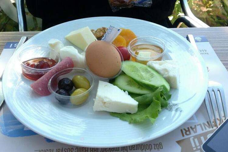 Mado Buyukcekmece Merkez Istanbul